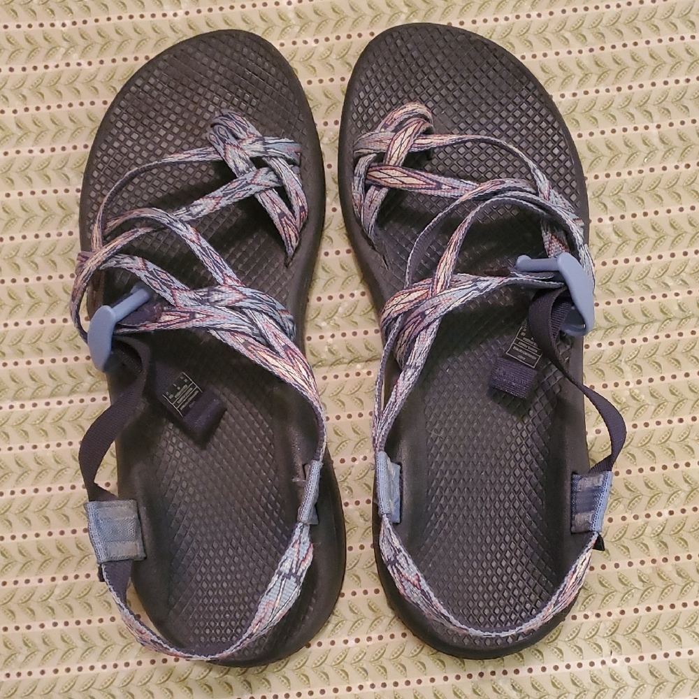 Chaco's Zcloud‎ 2 Stylish Women's Sandals in Black and Laced Agua